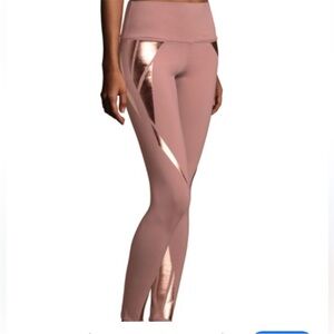 ALO Yoga airbrush High waist leggings rose gold metallic size large NWOT